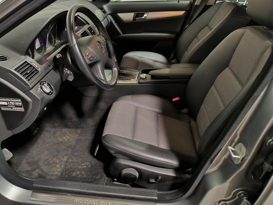 Mercedes-Benz Třída C 1.6 K  C180