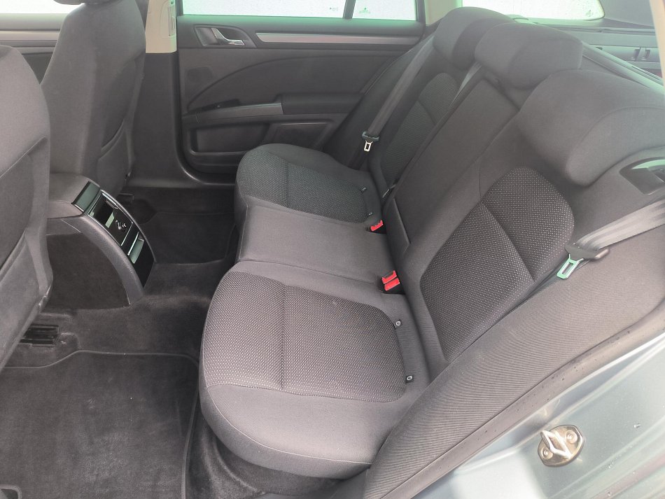 Škoda Superb II 1.6 TDi Comfort