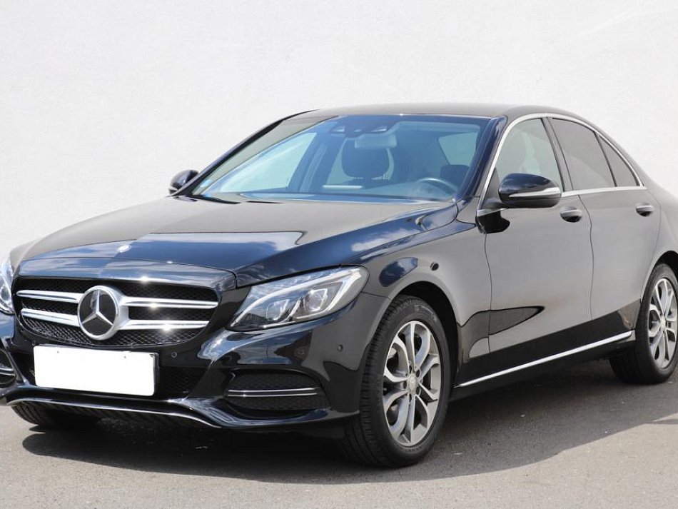 Mercedes-Benz Třída C 2.0  C200
