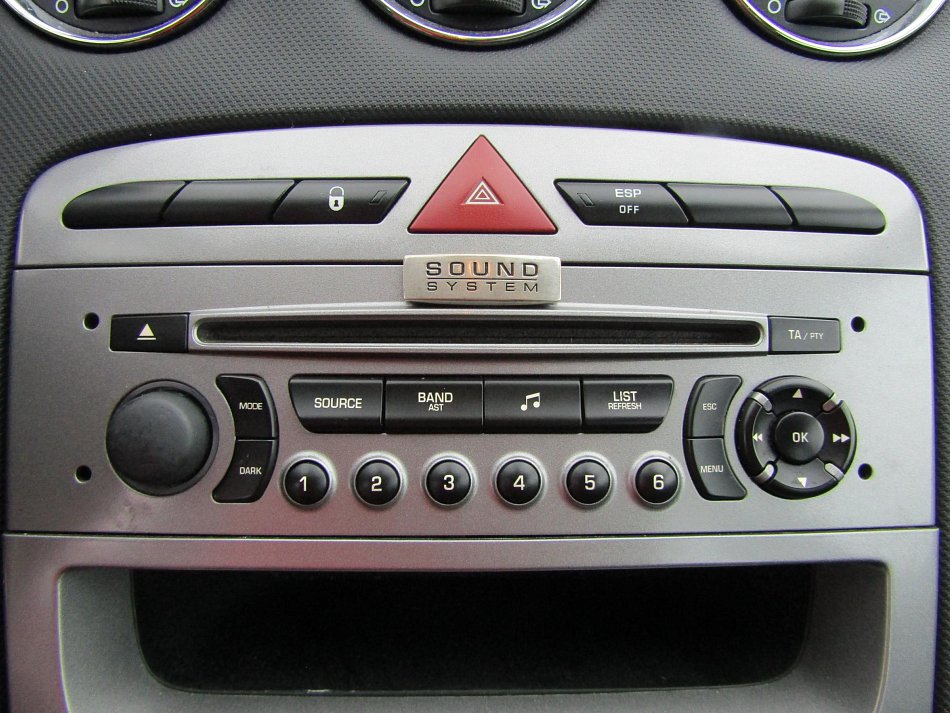 Peugeot 308 1.4i 16V 