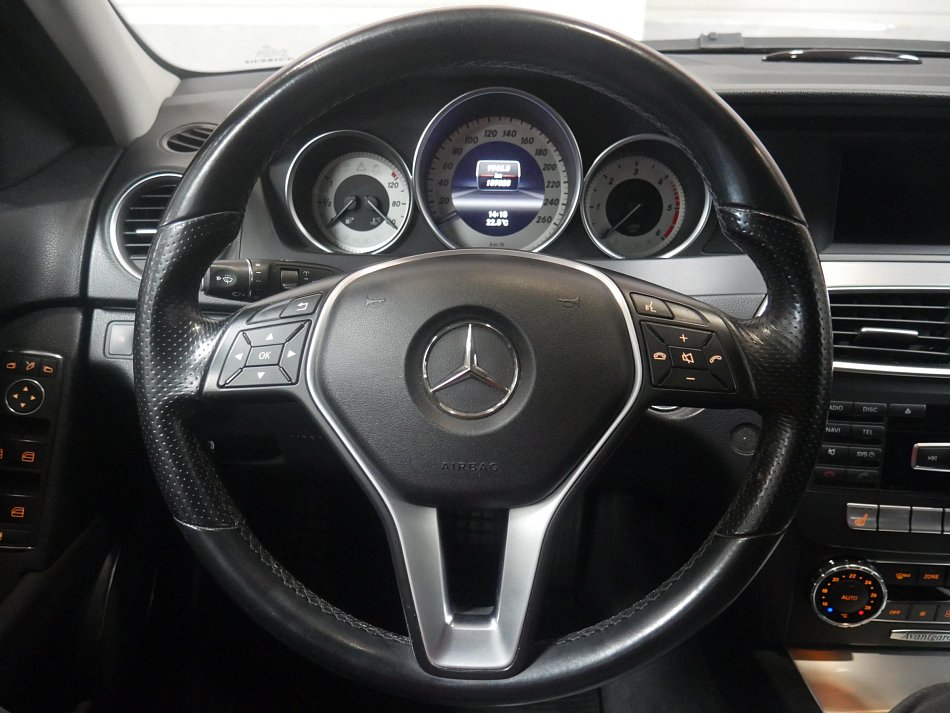 Mercedes-Benz Třída C 2.2CDi  C220