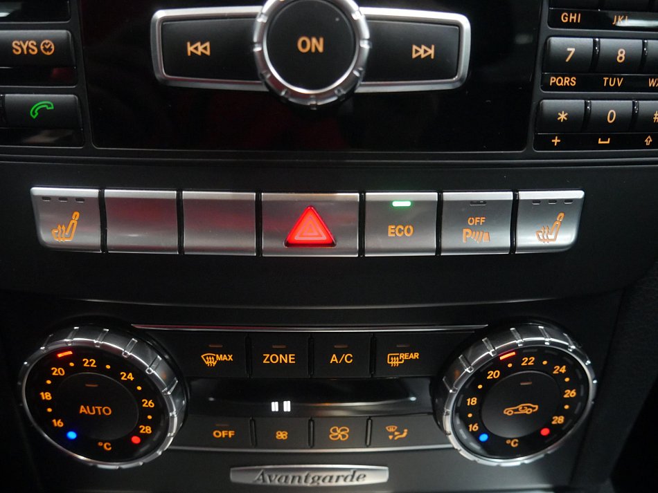 Mercedes-Benz Třída C 2.2CDi  C220