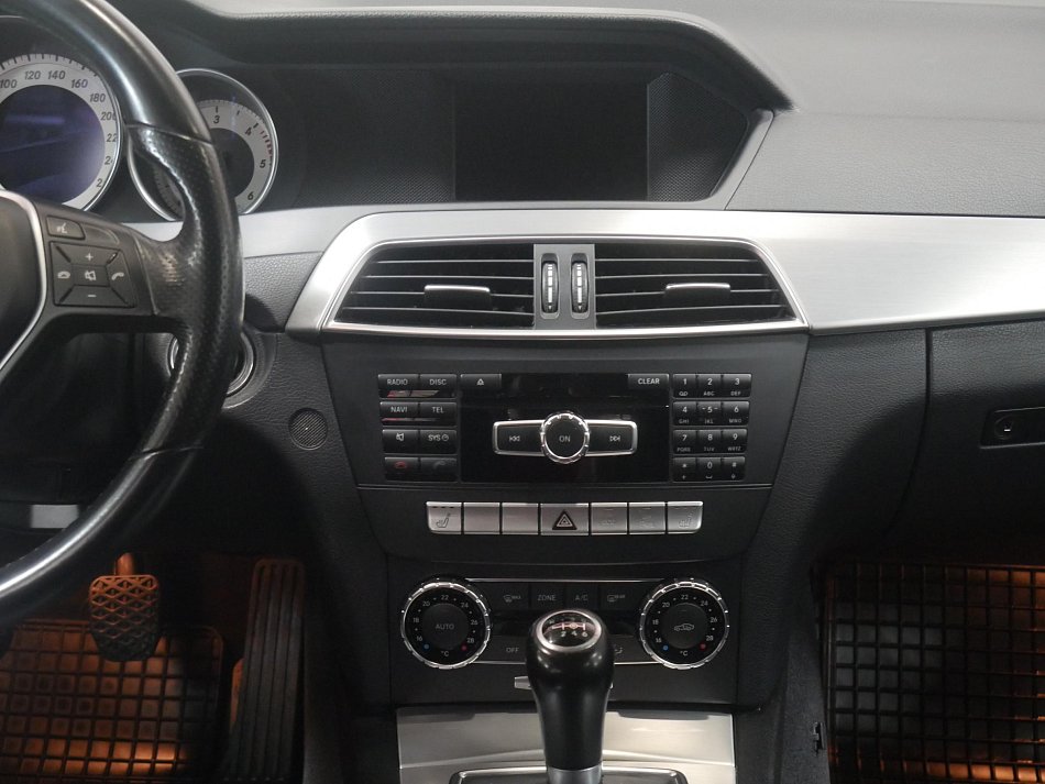 Mercedes-Benz Třída C 2.2CDi  C220