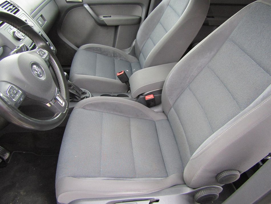 Volkswagen Touran 1.6 TDi 