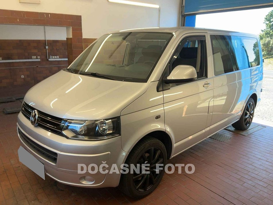 Volkswagen Caravelle 2.0TDi 