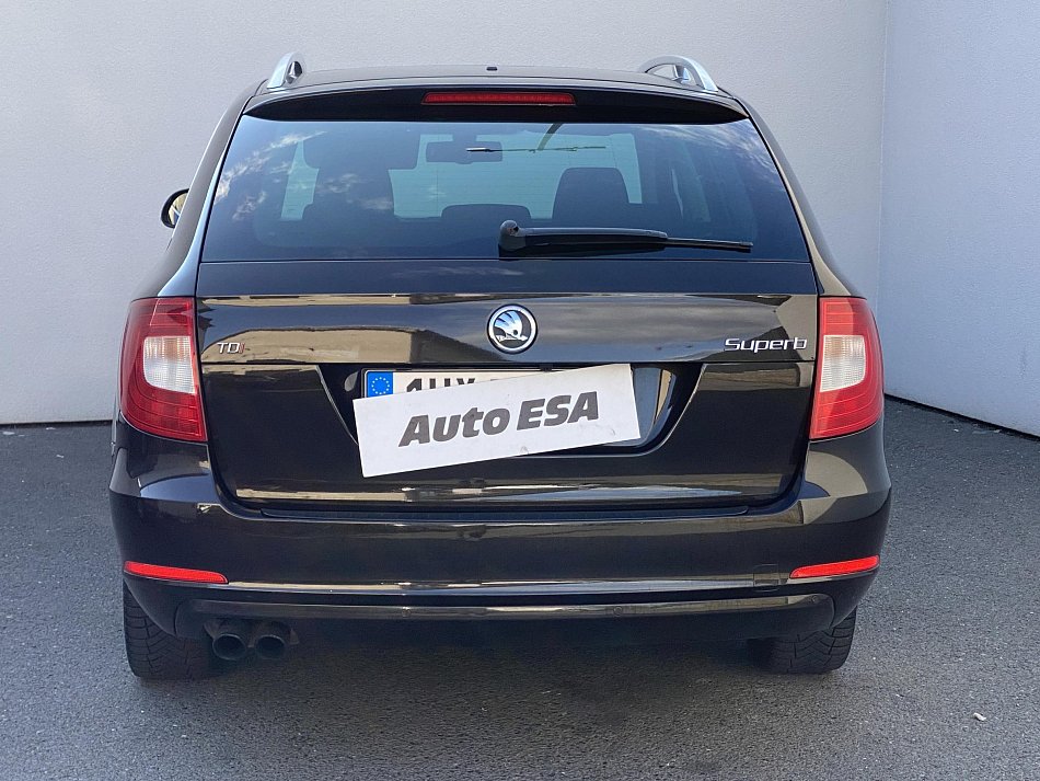 Škoda Superb II 2.0 TDi Elegance