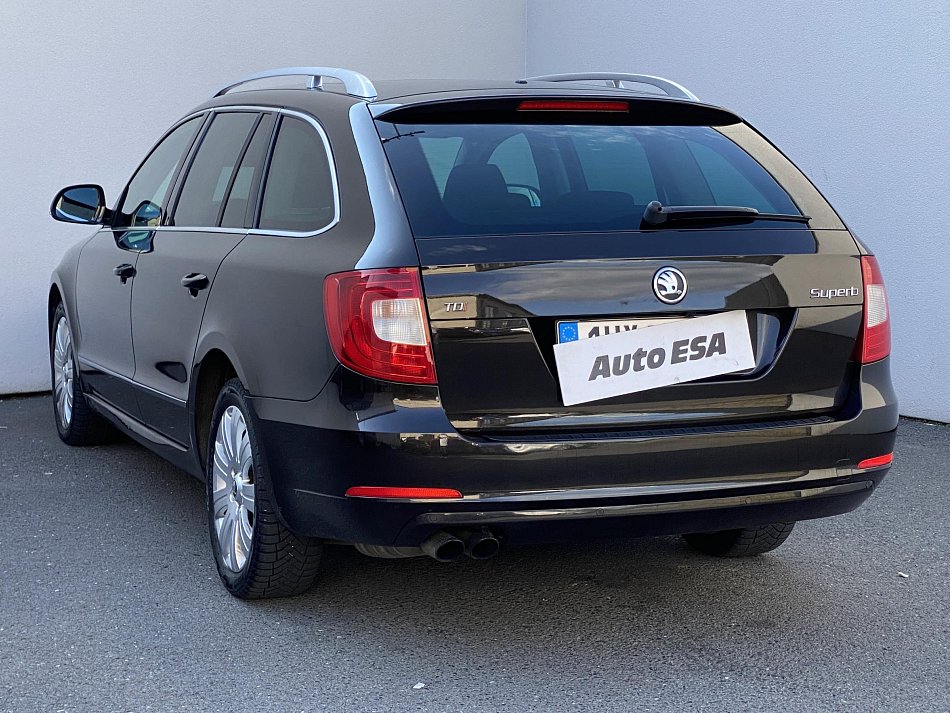 Škoda Superb II 2.0 TDi Elegance