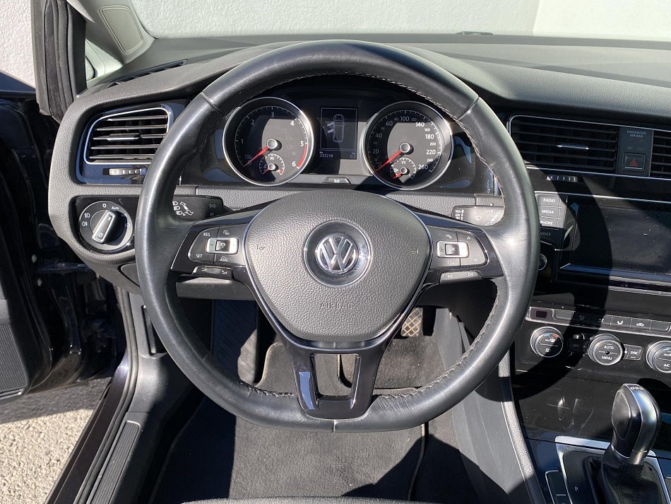 Volkswagen Golf 1.6 TDI 