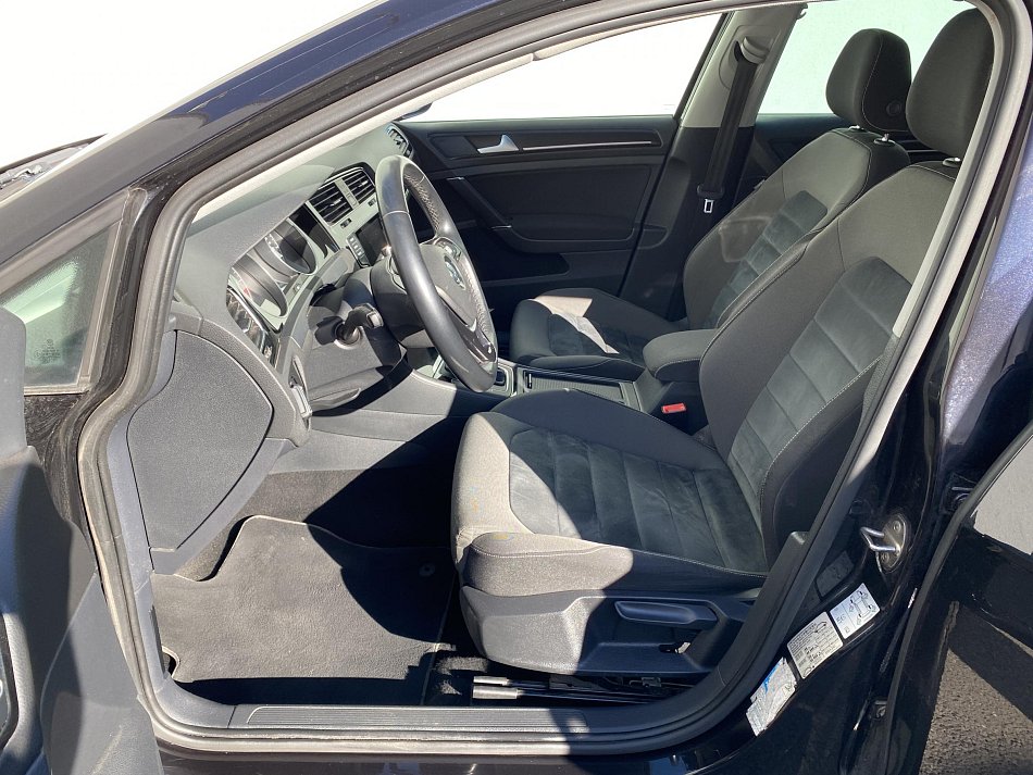 Volkswagen Golf 1.6 TDI 