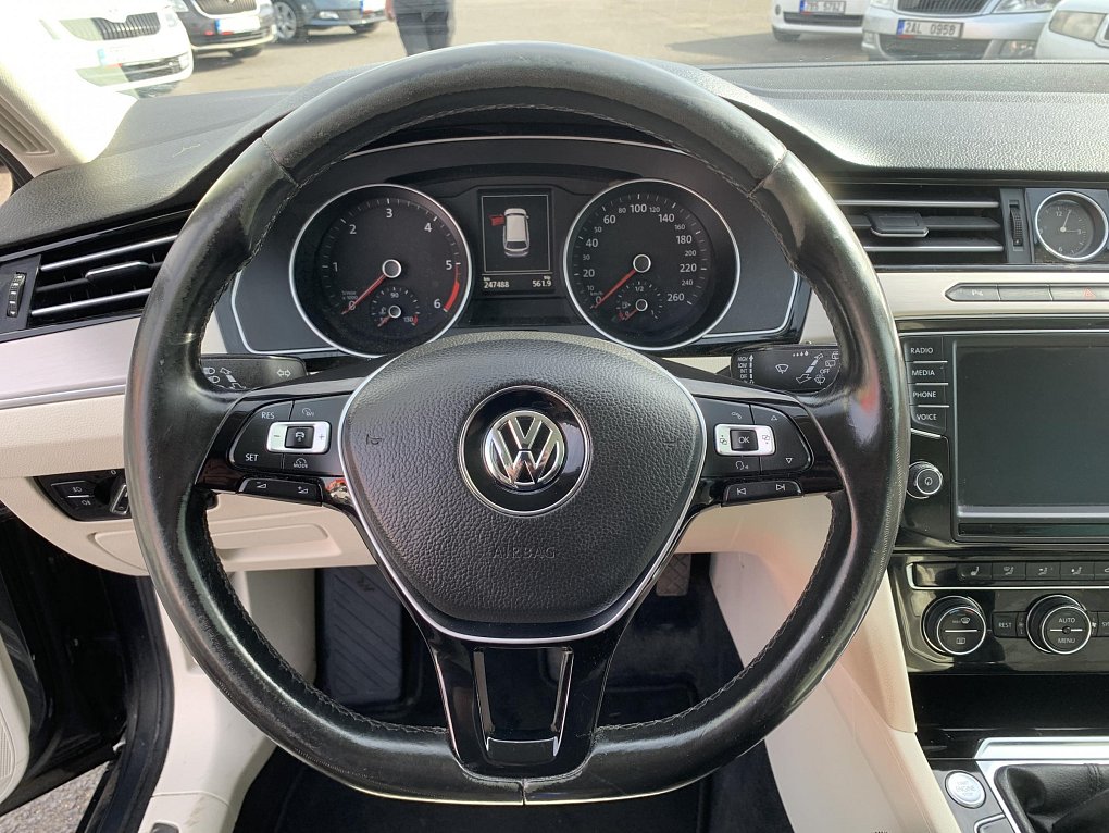 Volkswagen Passat 2.0 TDi Highline