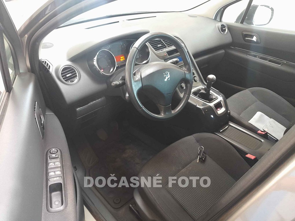 Peugeot 5008 1.6VTi 
