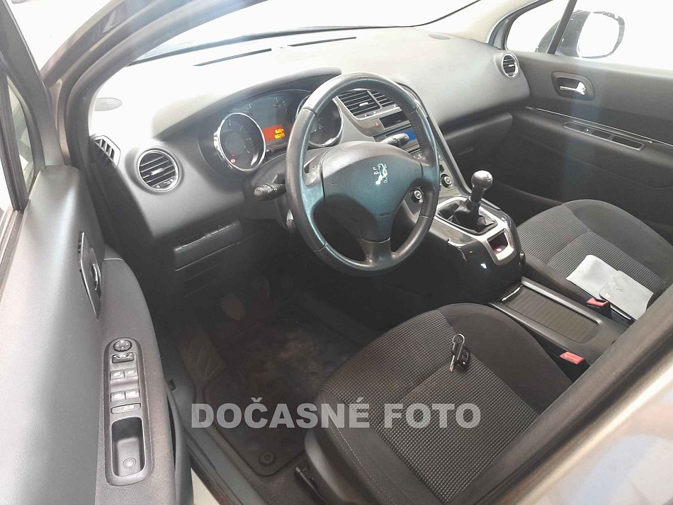 Peugeot 5008 1.6VTi 