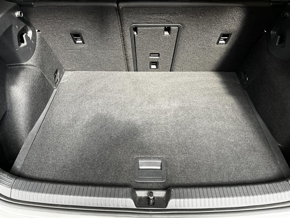 Volkswagen Golf 2.0TDi United