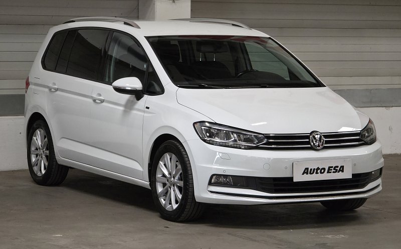 Volkswagen Touran 2.0 TDi 