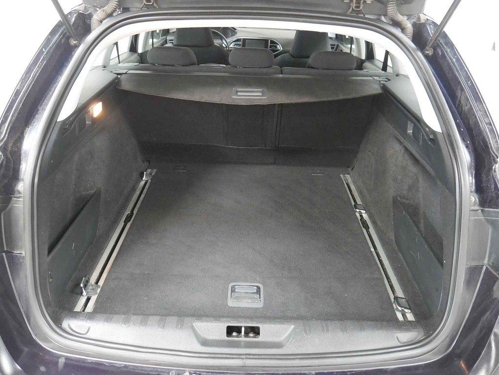 Peugeot 308 2.0 HDi 