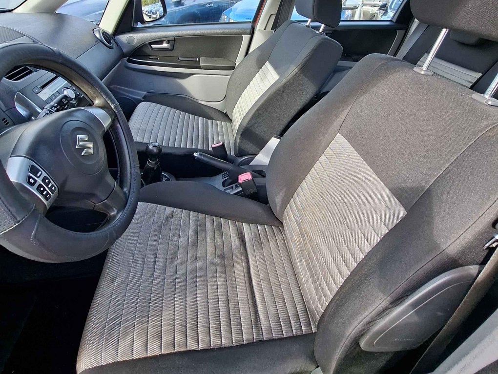 Suzuki SX4 1.6i  4x4