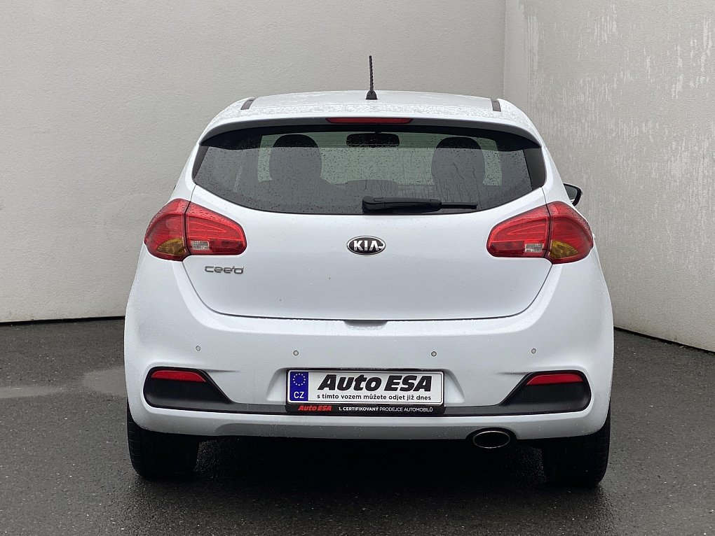 Kia Ceed 1.6 GDi Exclusive