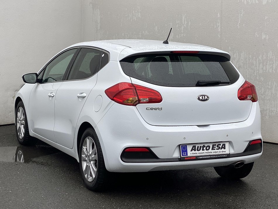 Kia Ceed 1.6 GDi Exclusive