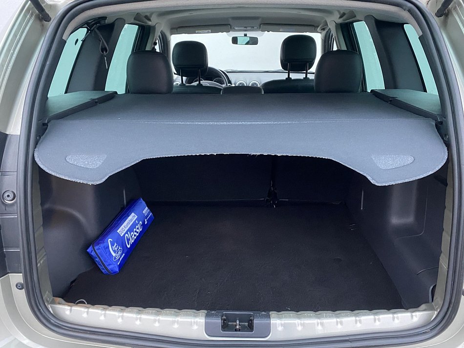 Dacia Duster 1.6 i Prestige