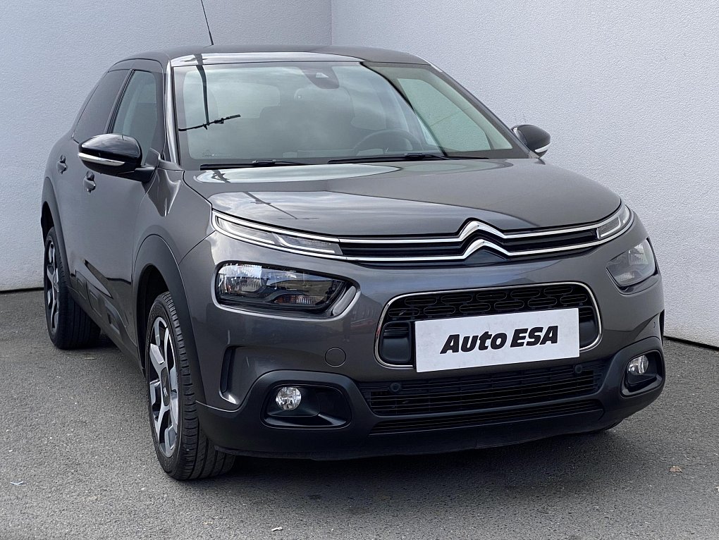 Citroën C4 Cactus 1.2PT Shine