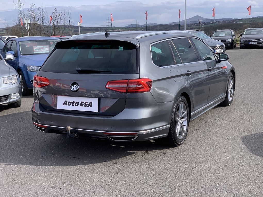 Volkswagen Passat 2.0 TDi Highline