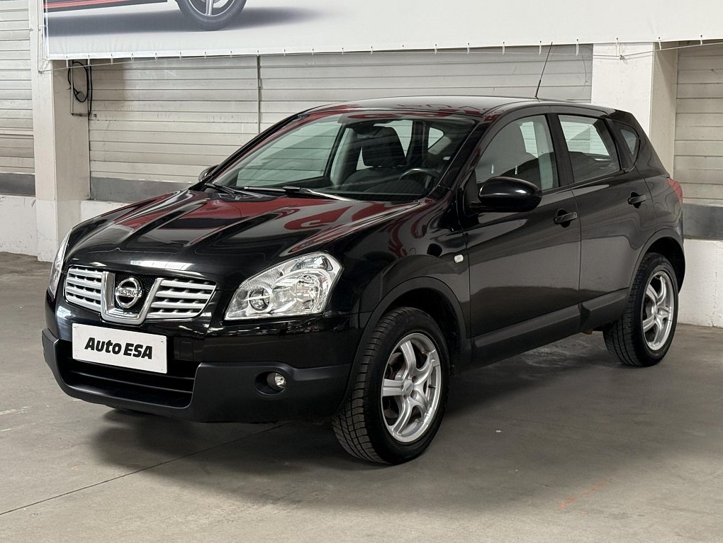 Nissan Qashqai 2.0i  4x4