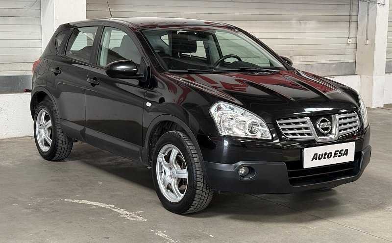 Nissan Qashqai 2.0i  4x4