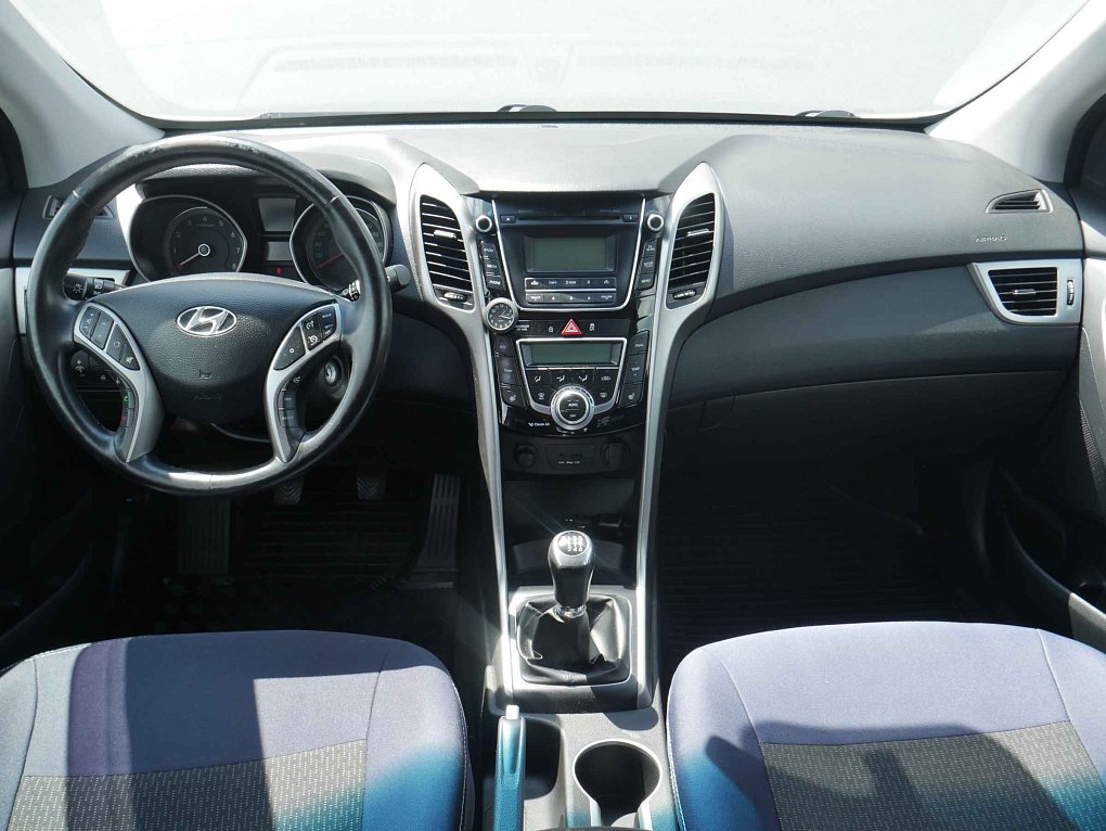 Hyundai I30 1.6 VVTi 