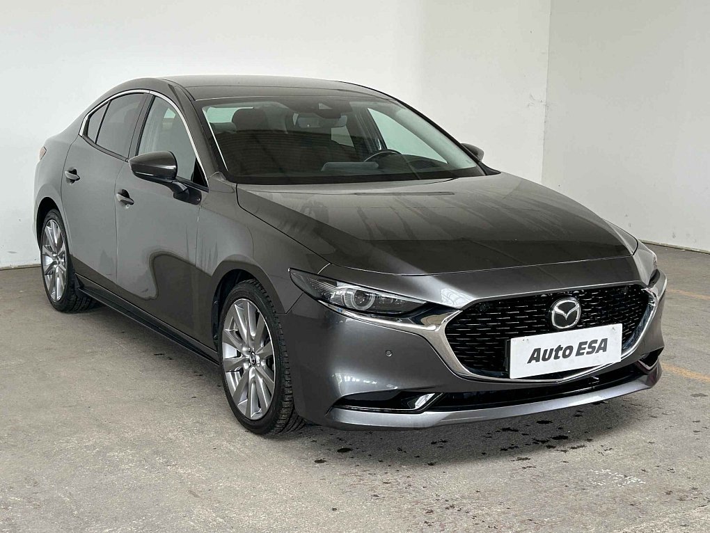 Mazda 3 2.0i 