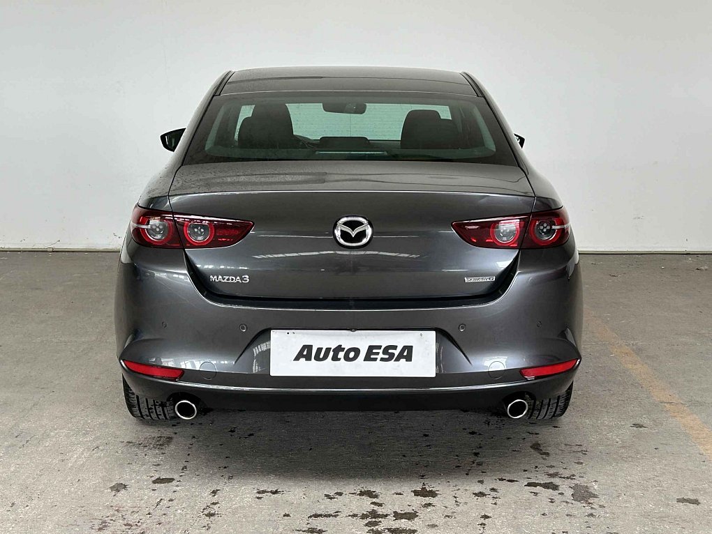 Mazda 3 2.0i 