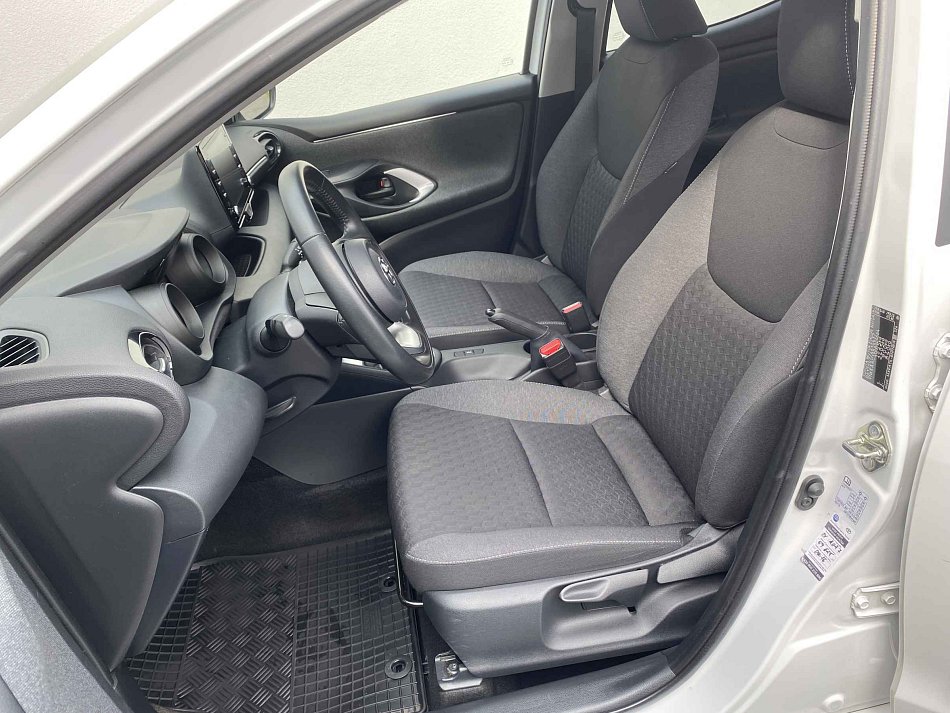 Toyota Yaris 1.5 VVT-i Dynamic