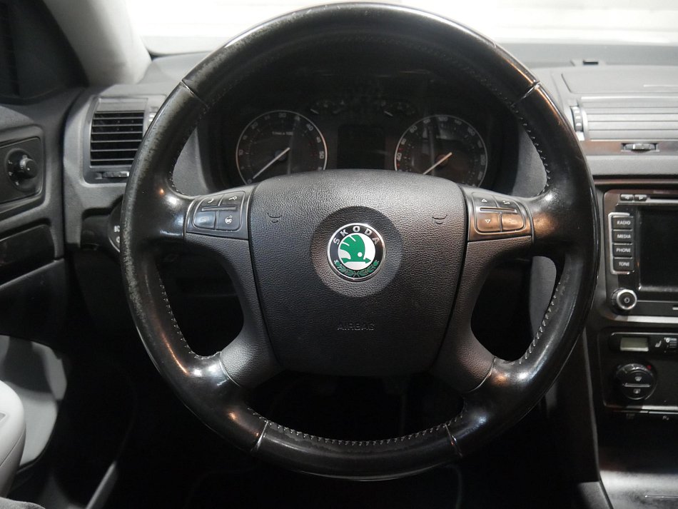 Škoda Octavia II 2.0 TDi  4x4