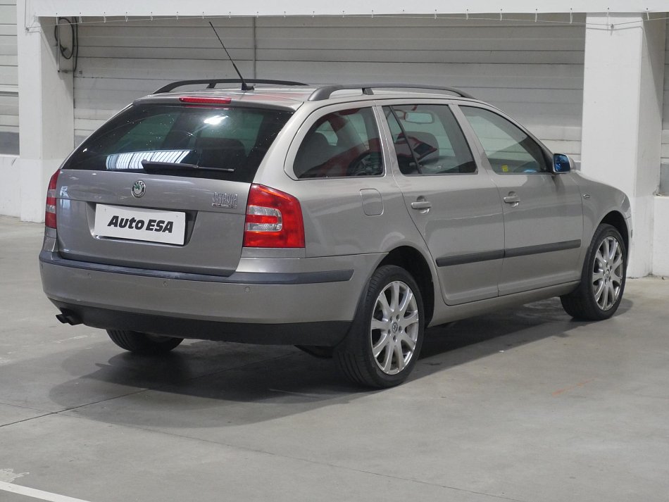 Škoda Octavia II 2.0 TDi  4x4