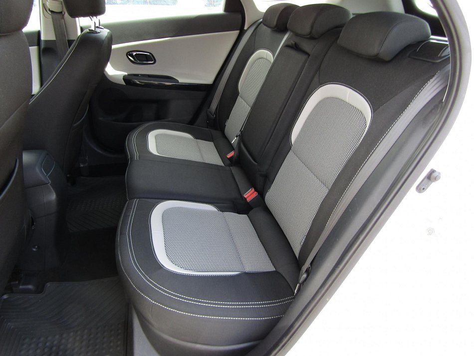 Kia Ceed 1.6 GDi 