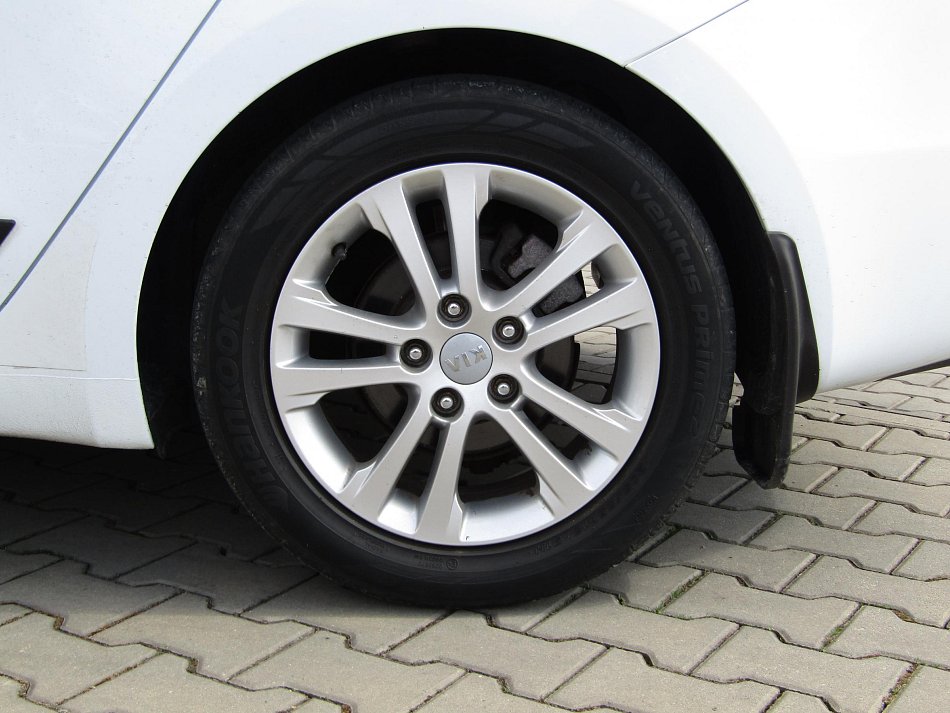 Kia Ceed 1.6 GDi 