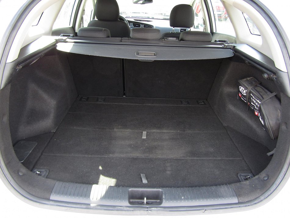 Kia Ceed 1.6 GDi 