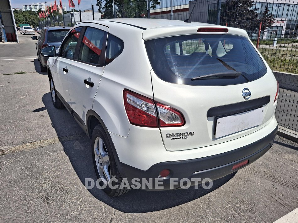 Nissan Qashqai 1.6i 