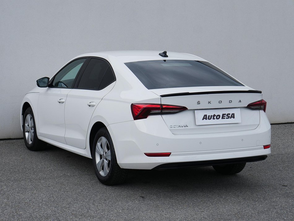 Škoda Octavia IV 2.0 TDi Active
