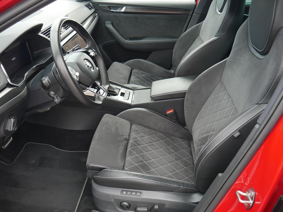 Škoda Superb III 2.0 TDi SportLine 4x4