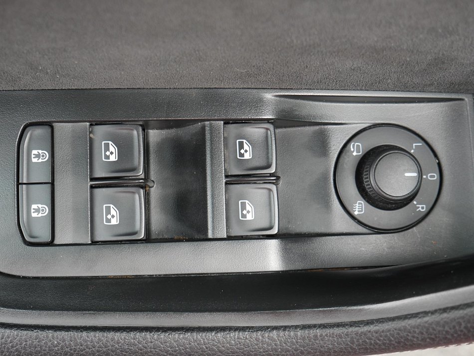 Škoda Superb III 2.0 TDi SportLine 4x4