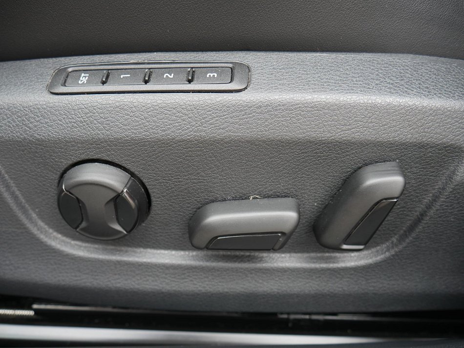 Škoda Superb III 2.0 TDi SportLine 4x4