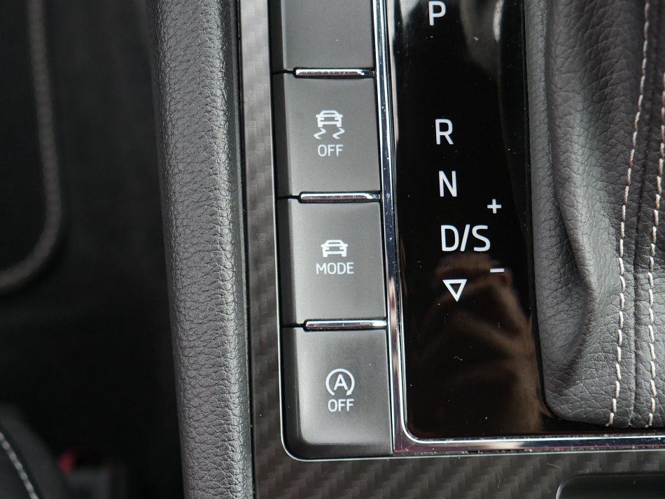 Škoda Superb III 2.0 TDi SportLine 4x4