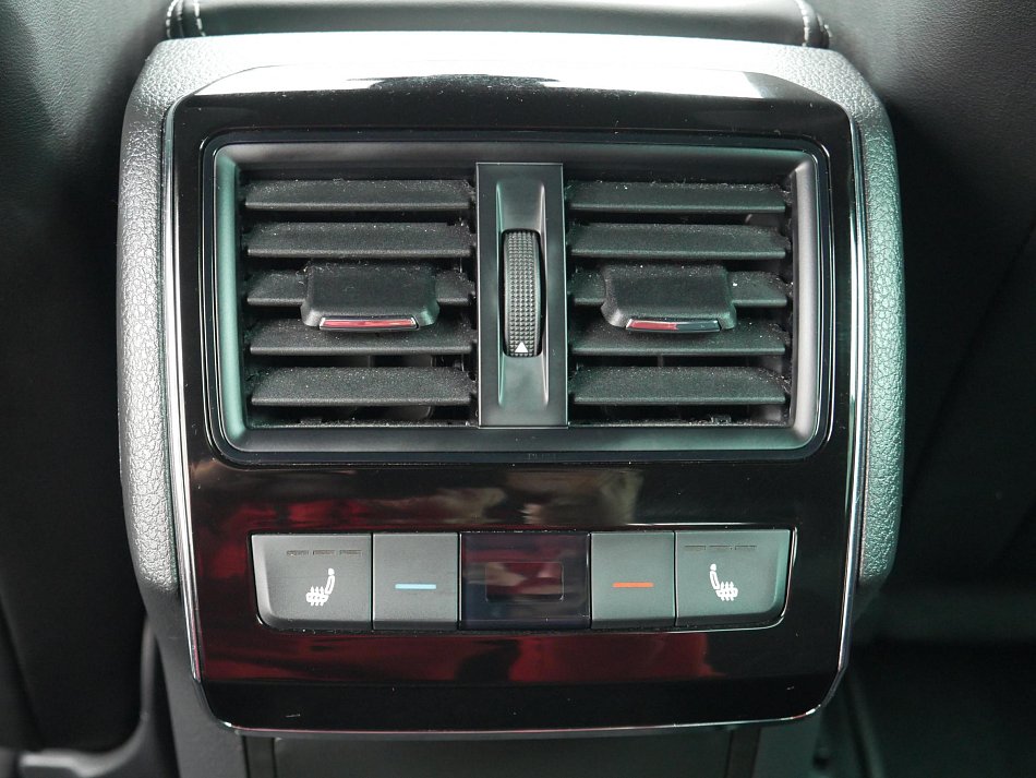 Škoda Superb III 2.0 TDi SportLine 4x4