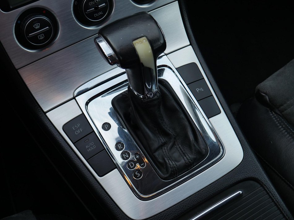 Volkswagen Passat 2.0 TDi 