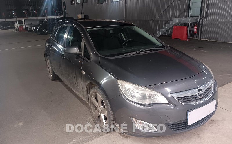 Opel Astra 1.4T 