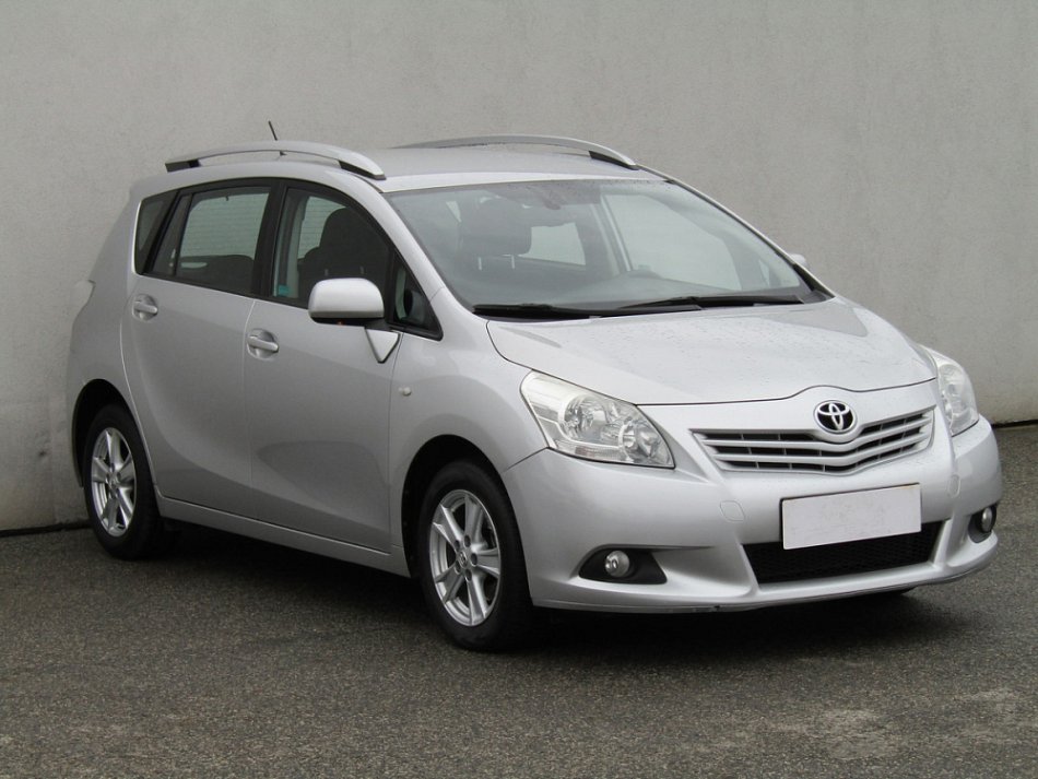 Toyota Verso 2.2 D-CAT 