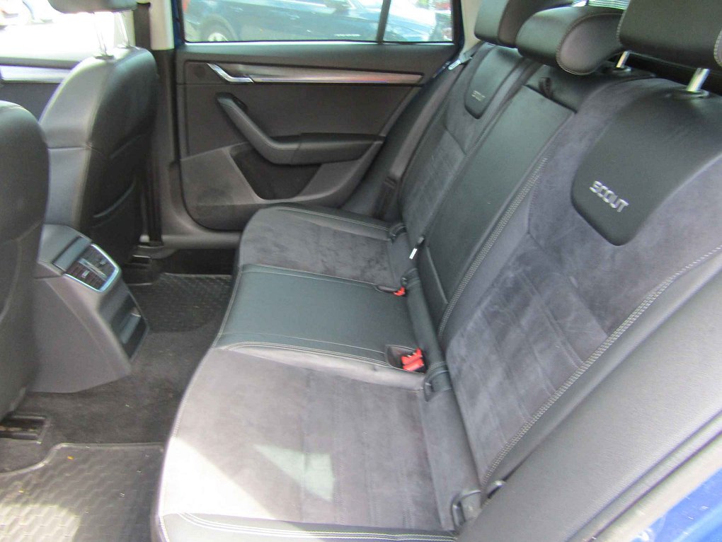 Škoda Octavia III 2.0 TDi  4x4