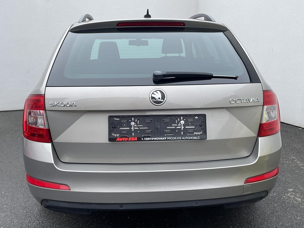 Škoda Octavia III 2.0 TDi Elegance