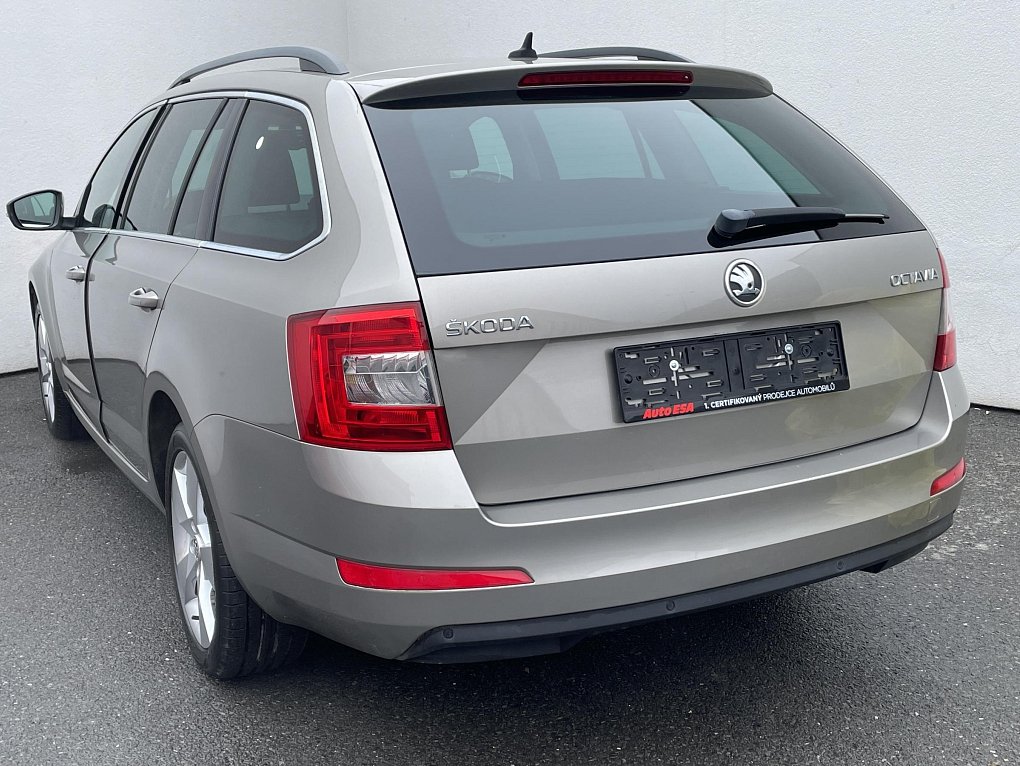 Škoda Octavia III 2.0 TDi Elegance