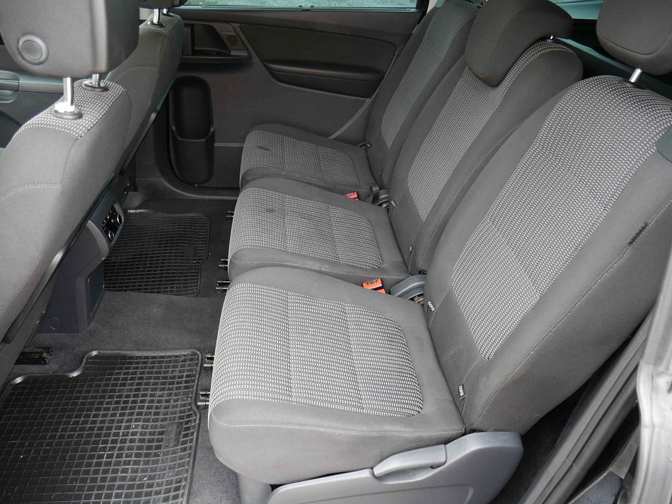 Seat Alhambra 2.0TDi  7Míst